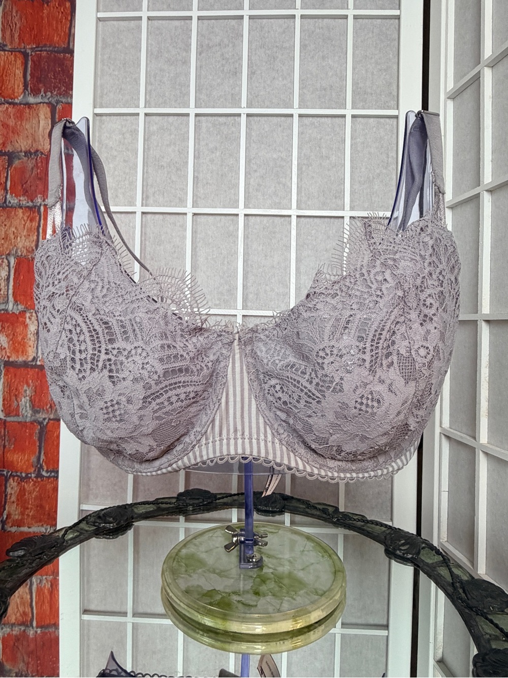 Victoria's Secret Lavender Lace Unlined push-up Underwire Bra